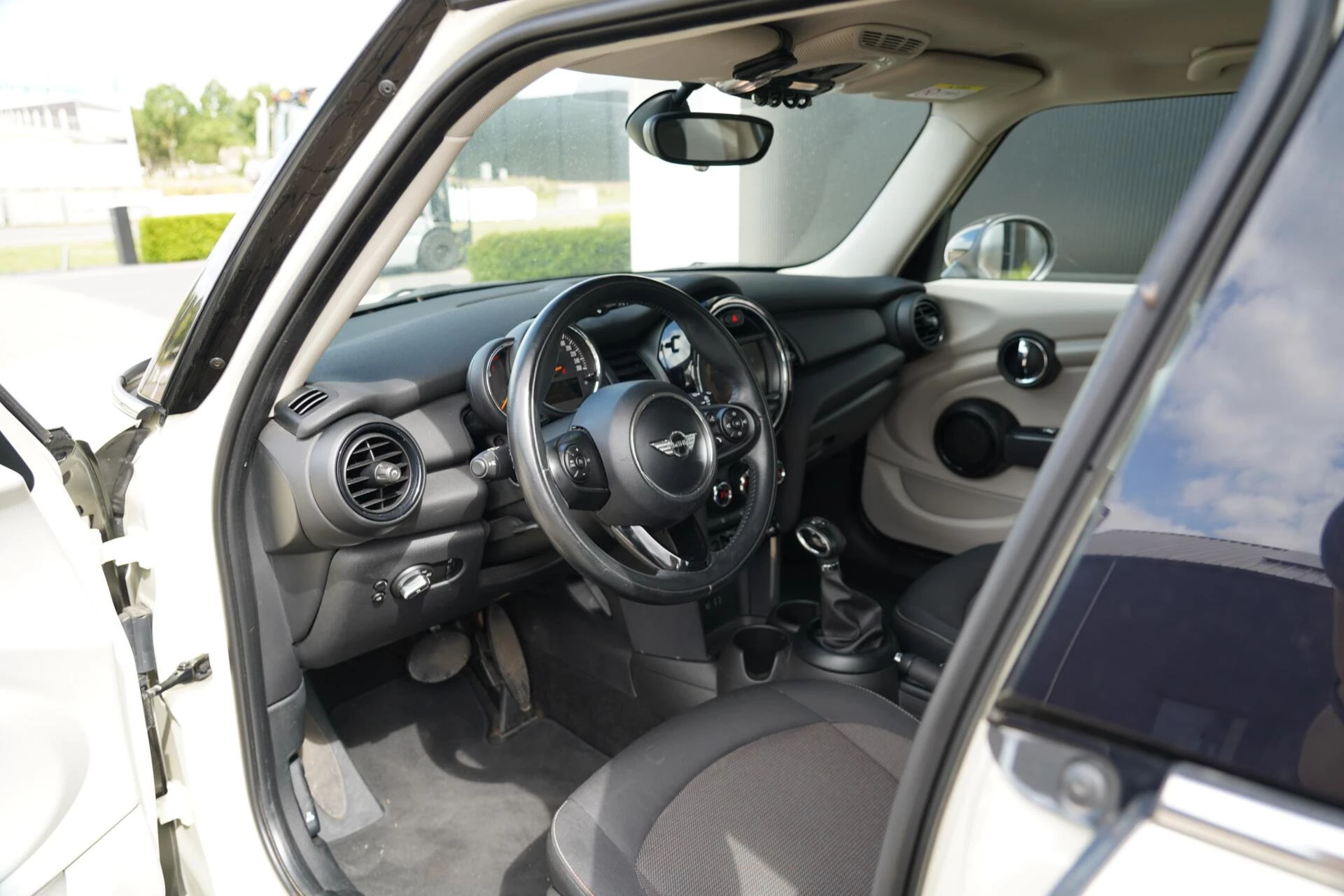 Hoofdafbeelding MINI One