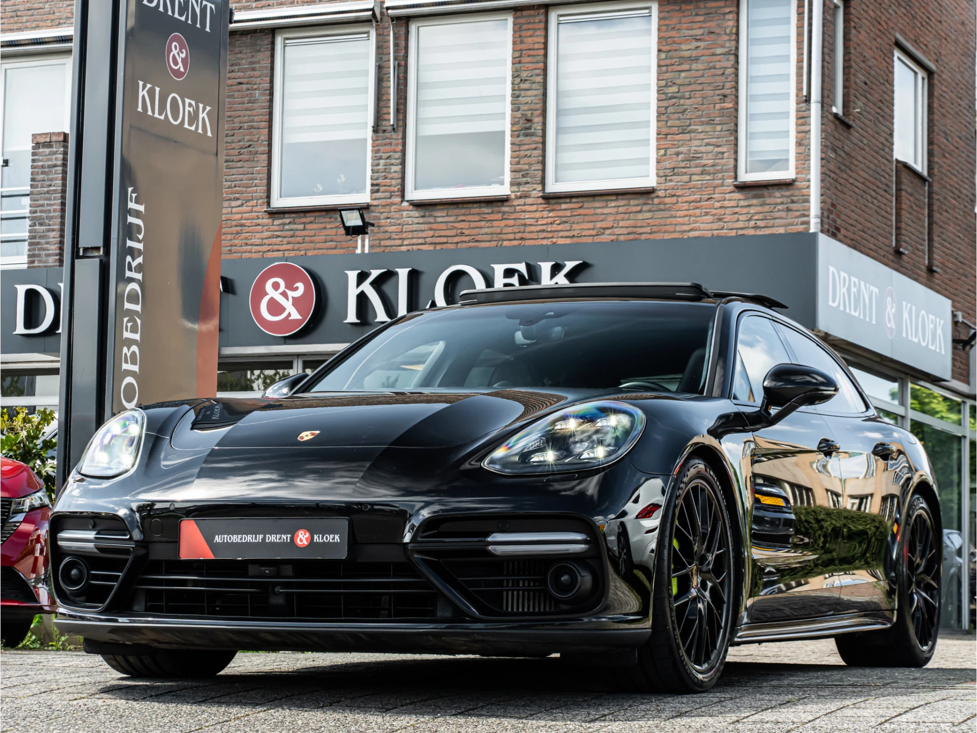 Hoofdafbeelding Porsche Panamera