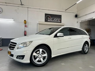 Hoofdafbeelding Mercedes-Benz R-Klasse Mercedes-Benz R-Klasse 300 LANG 7Pers. V6, Klimaatreg., Cuise Ctrl, Parkeersensoren, Trekhaak