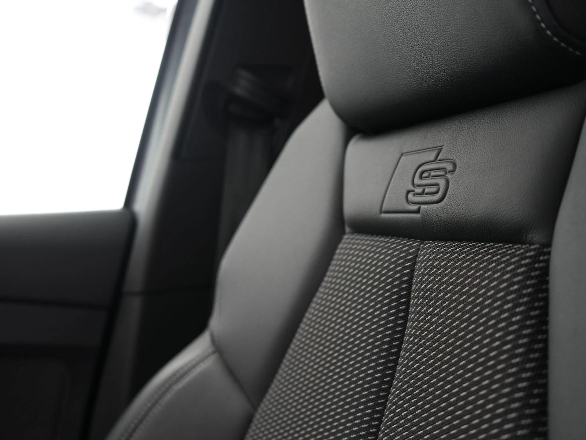 Hoofdafbeelding Audi Q4 Sportback e-tron