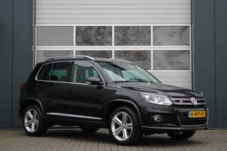 Volkswagen Tiguan 1.4 TSI R-Line Edition Clima/Cruise/Bi-Xenon/Camera/Stoelverwarming/PDC/LED/Park.Assist/18"LM/Alcantara/Trekhaak