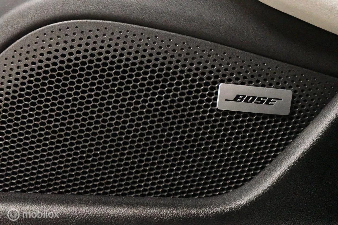 Hoofdafbeelding Porsche Taycan