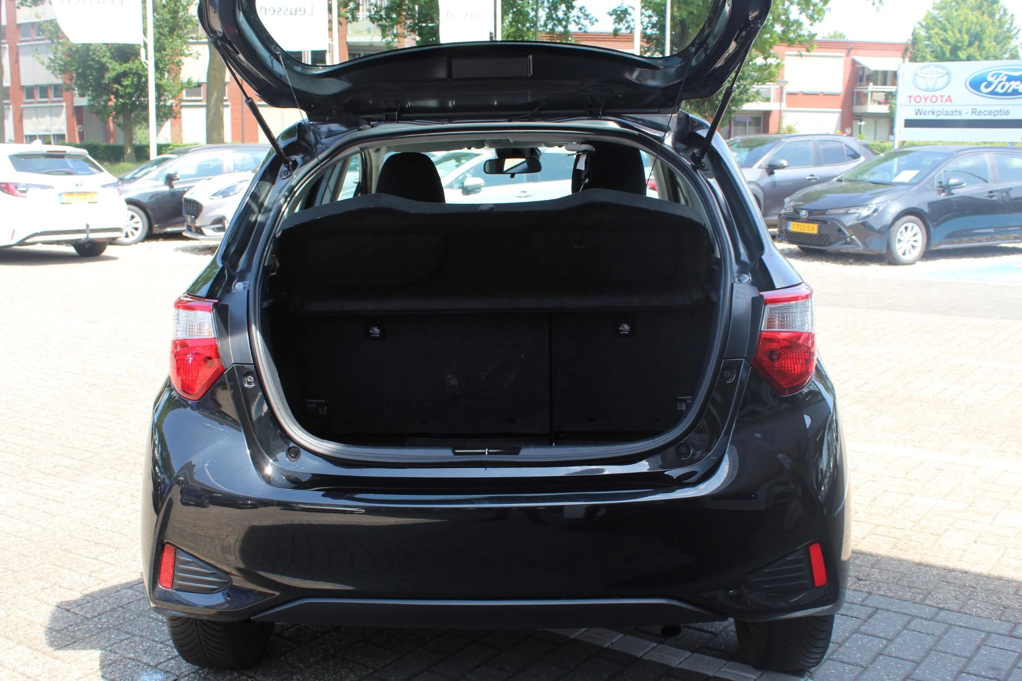 Hoofdafbeelding Toyota Yaris