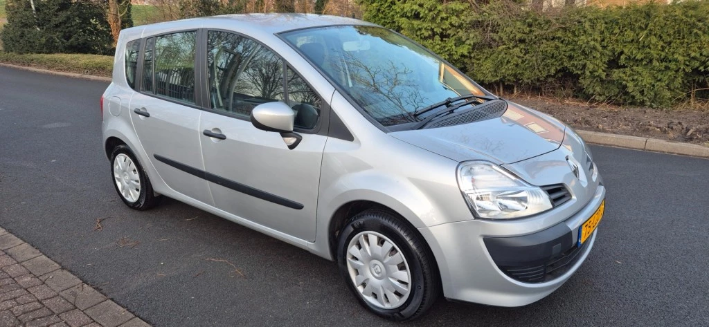 Hoofdafbeelding Renault Modus