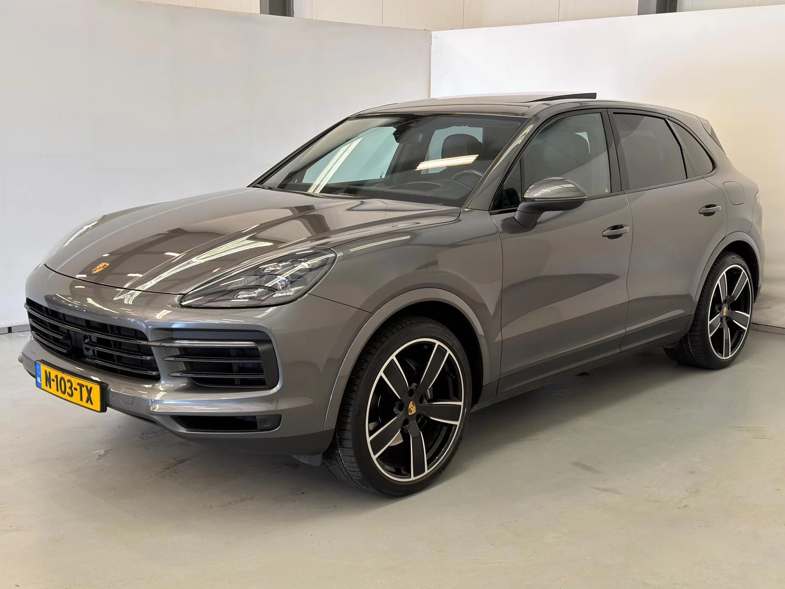 Hoofdafbeelding Porsche Cayenne