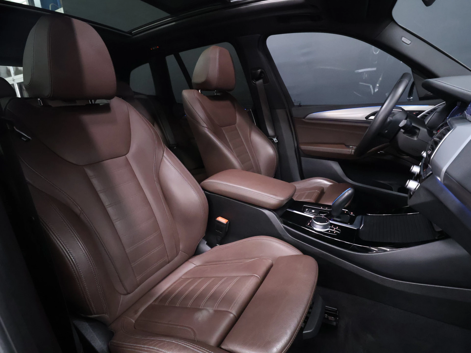 Hoofdafbeelding BMW iX3