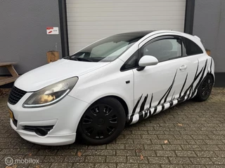 Opel Corsa 1.4-16V '111' Edition / Uniek / SPORT /Led /158PK