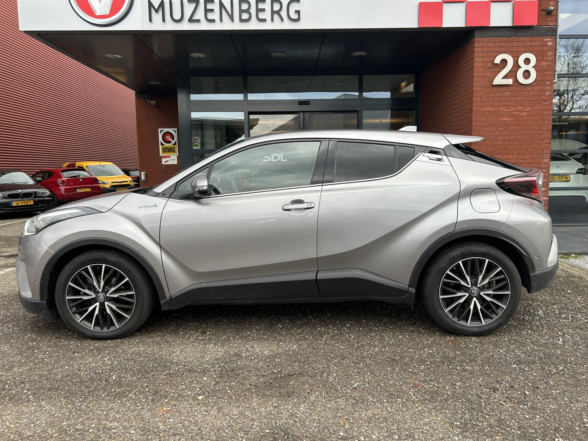 Hoofdafbeelding Toyota C-HR