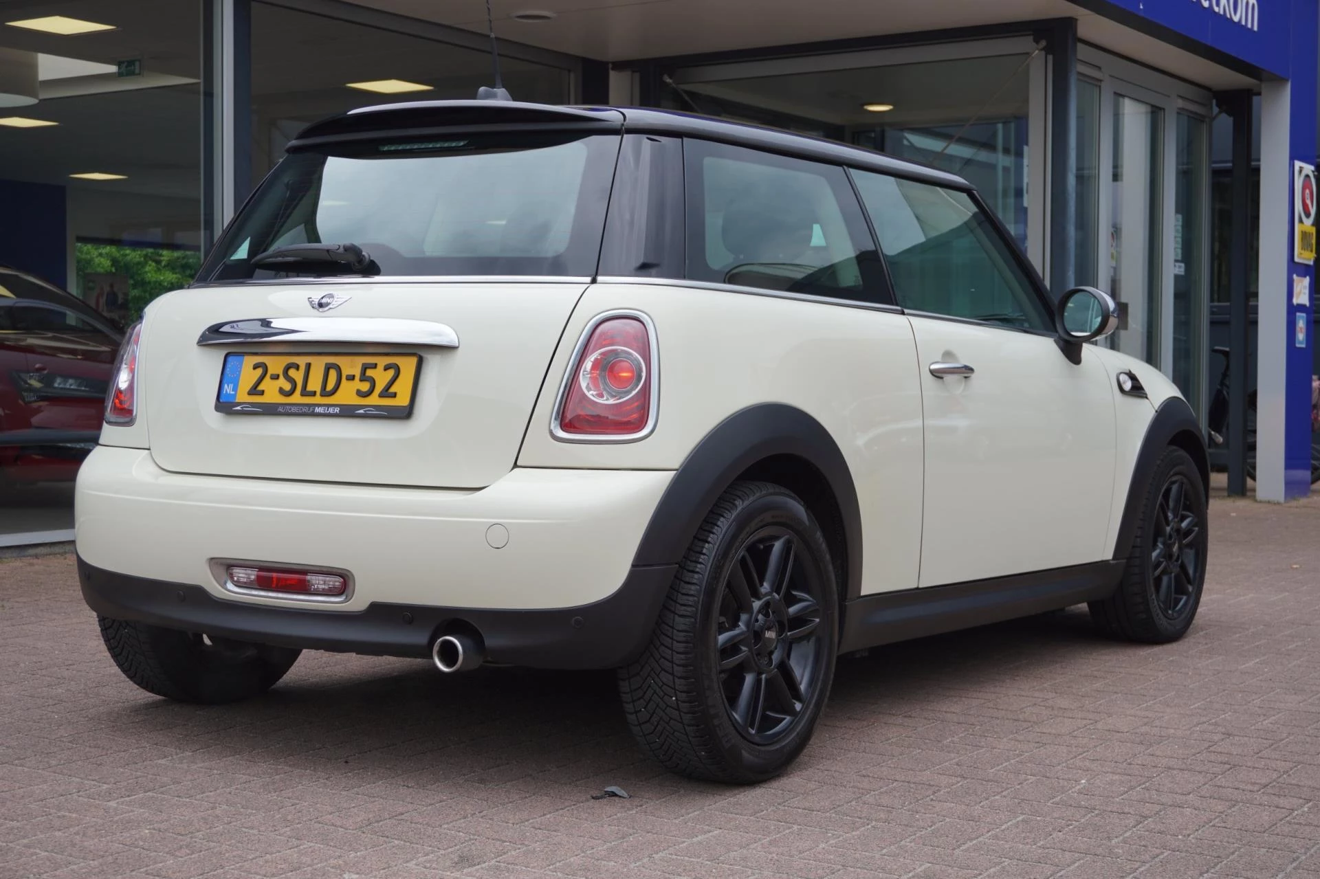 Hoofdafbeelding MINI One