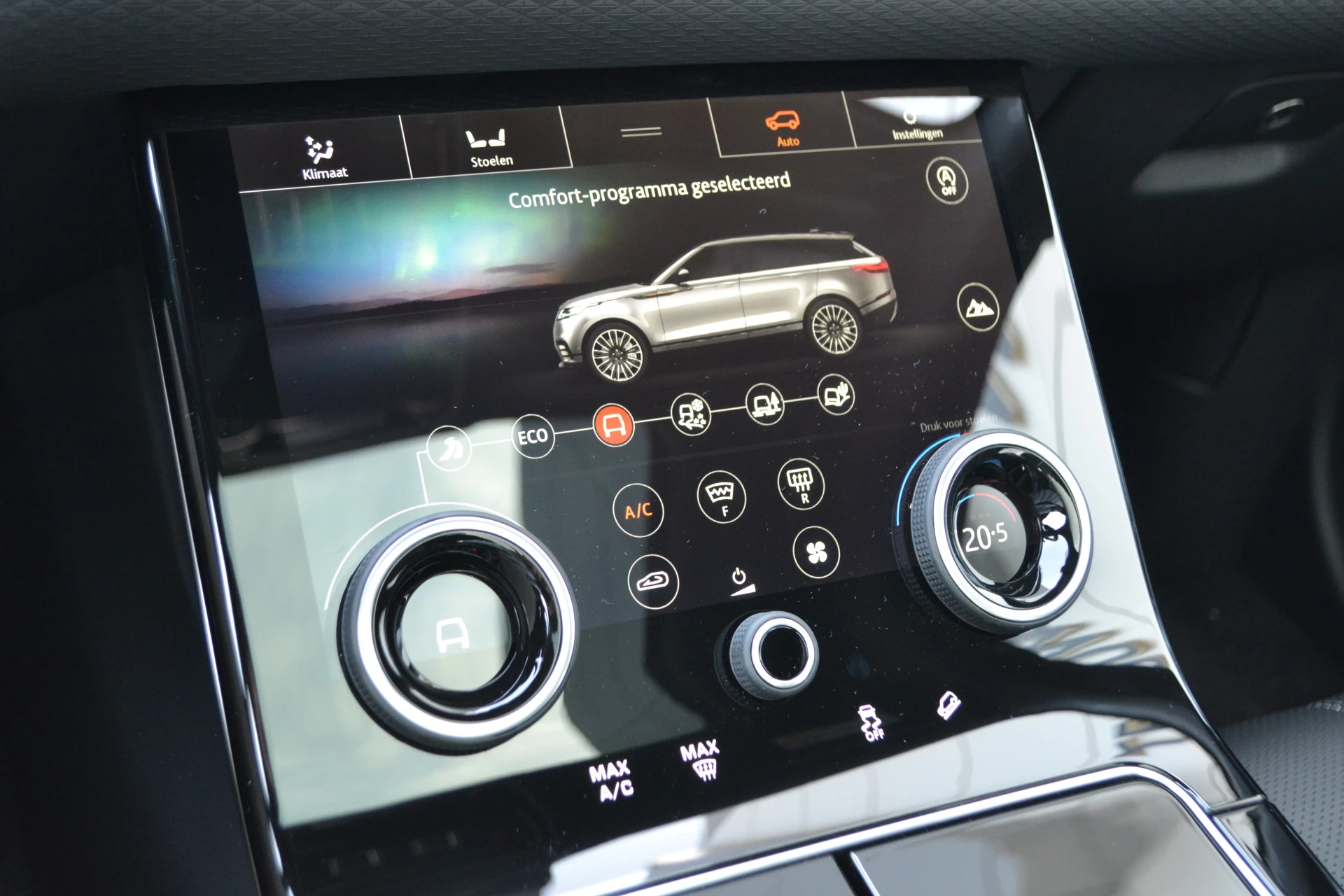 Hoofdafbeelding Land Rover Range Rover Velar