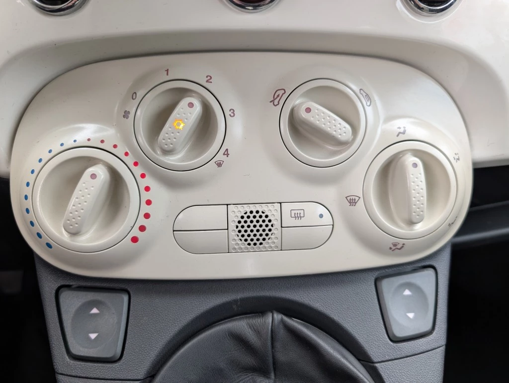 Hoofdafbeelding Fiat 500C