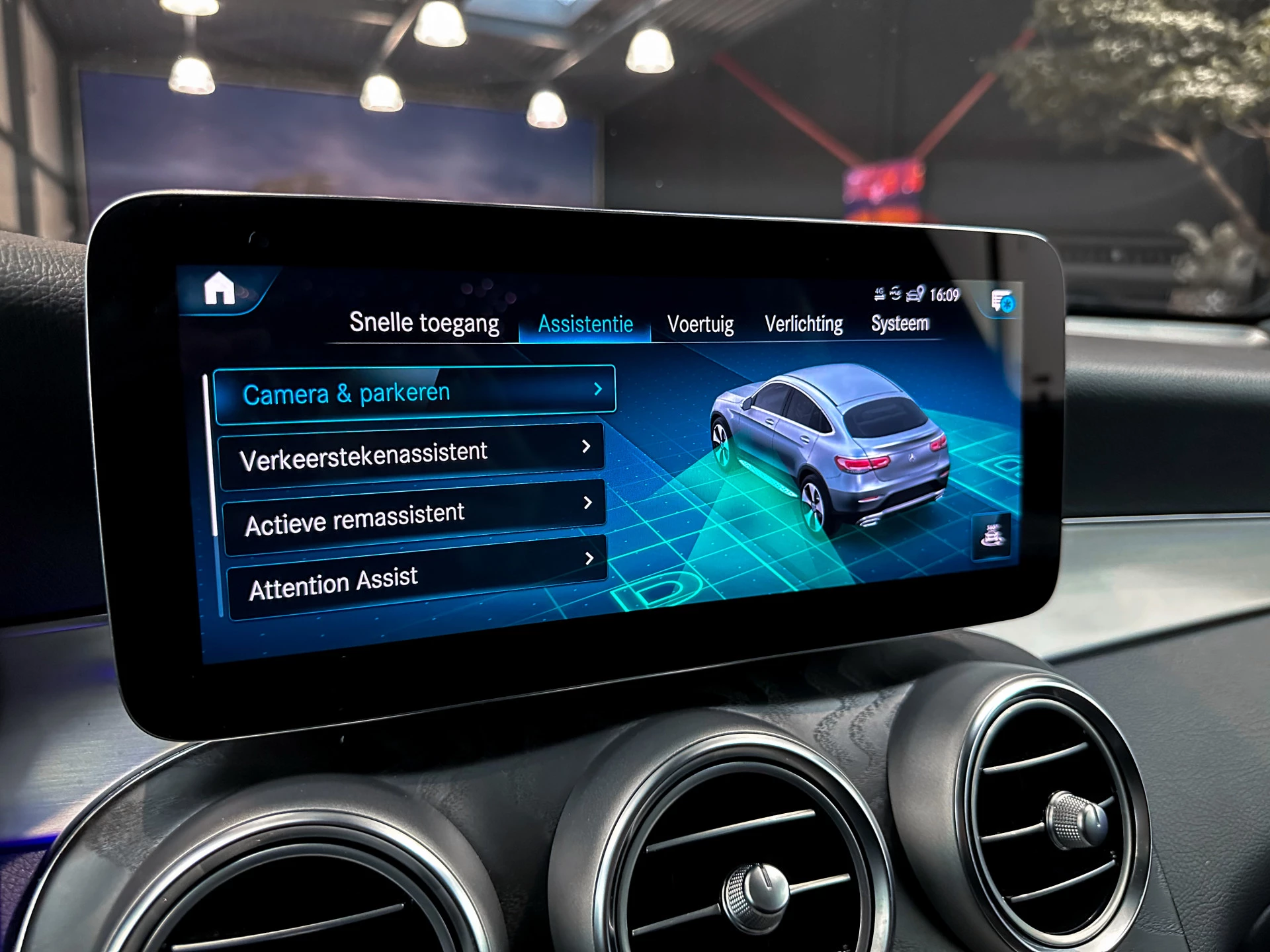 Hoofdafbeelding Mercedes-Benz GLC