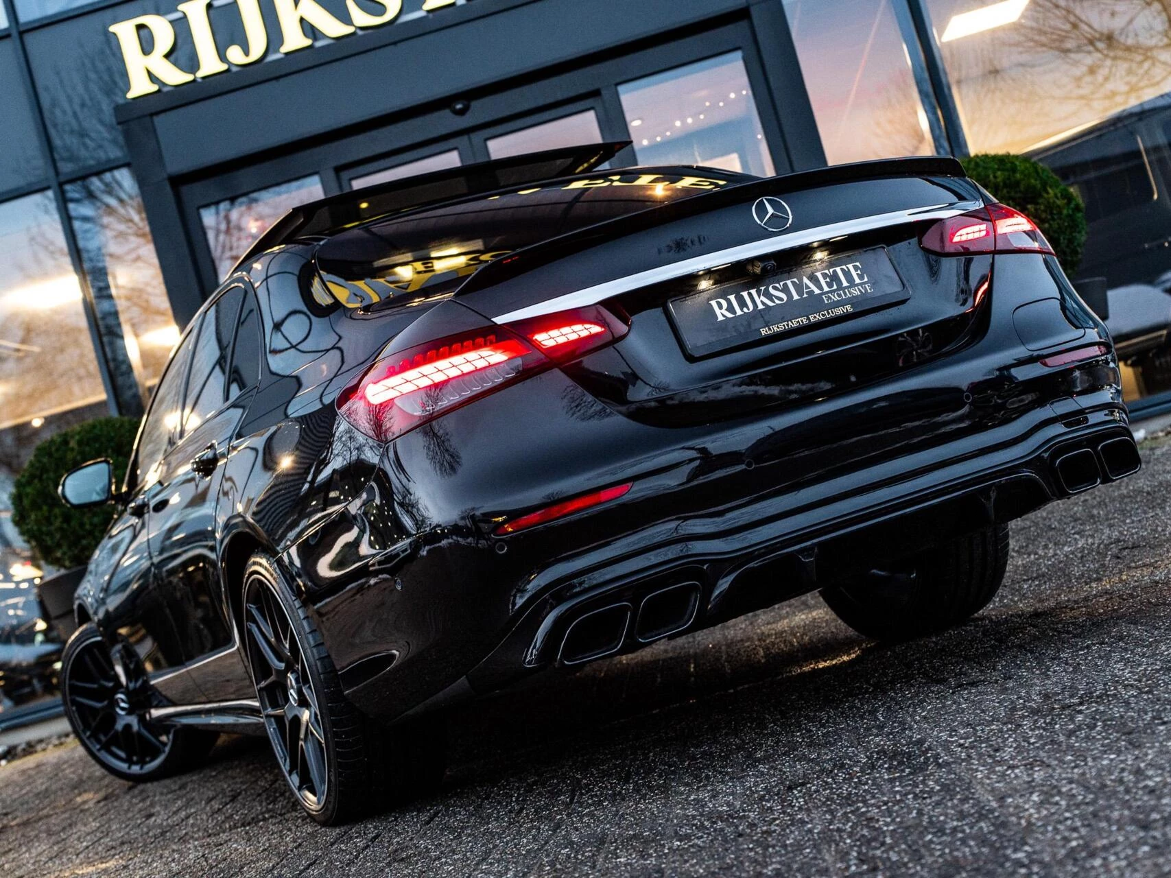 Hoofdafbeelding Mercedes-Benz E-Klasse