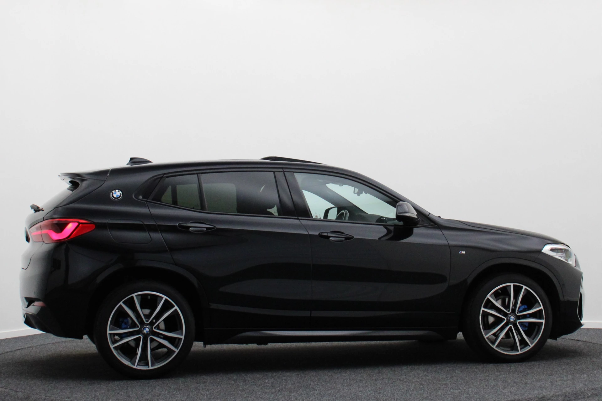 Hoofdafbeelding BMW X2