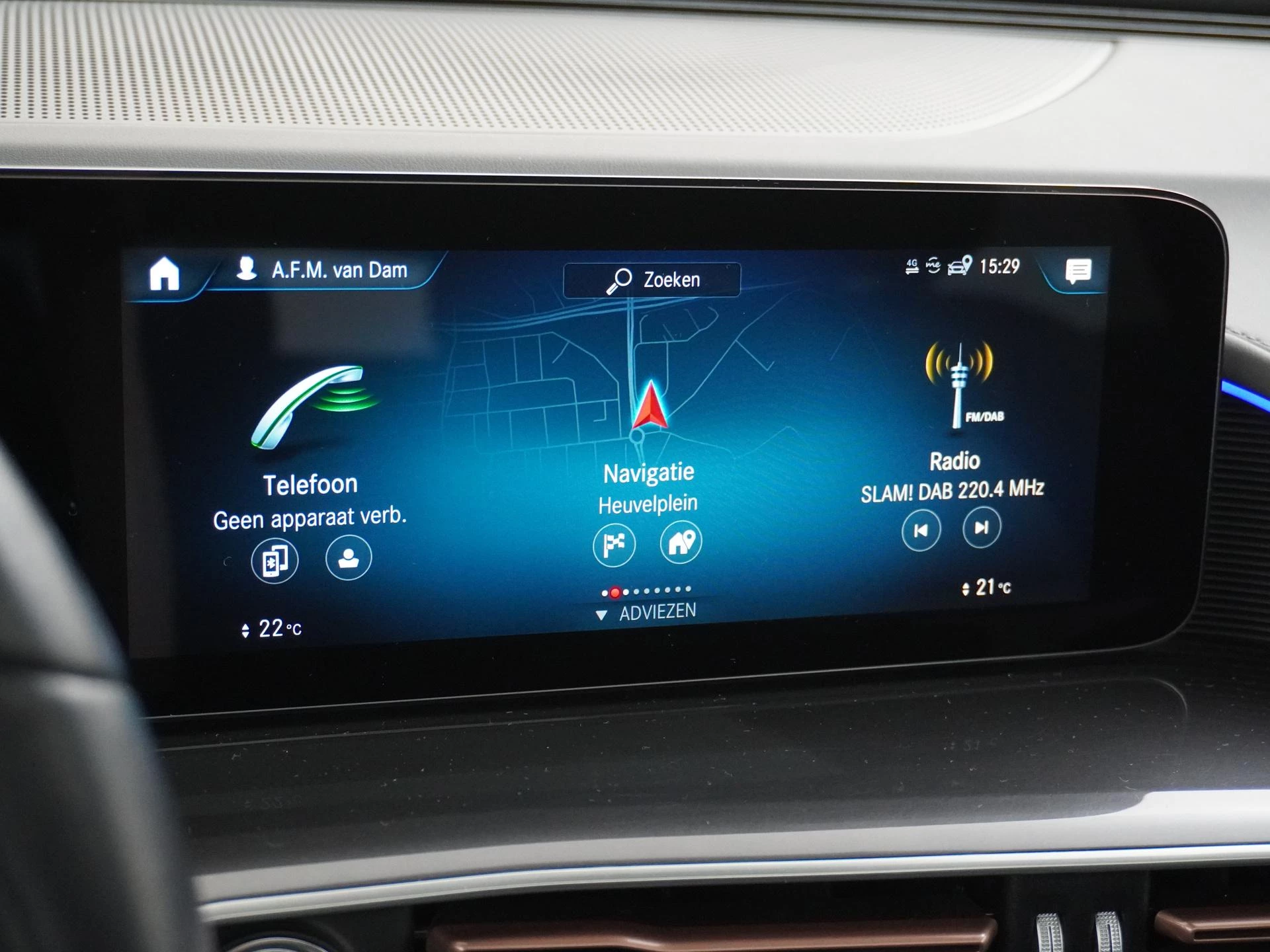 Hoofdafbeelding Mercedes-Benz EQC