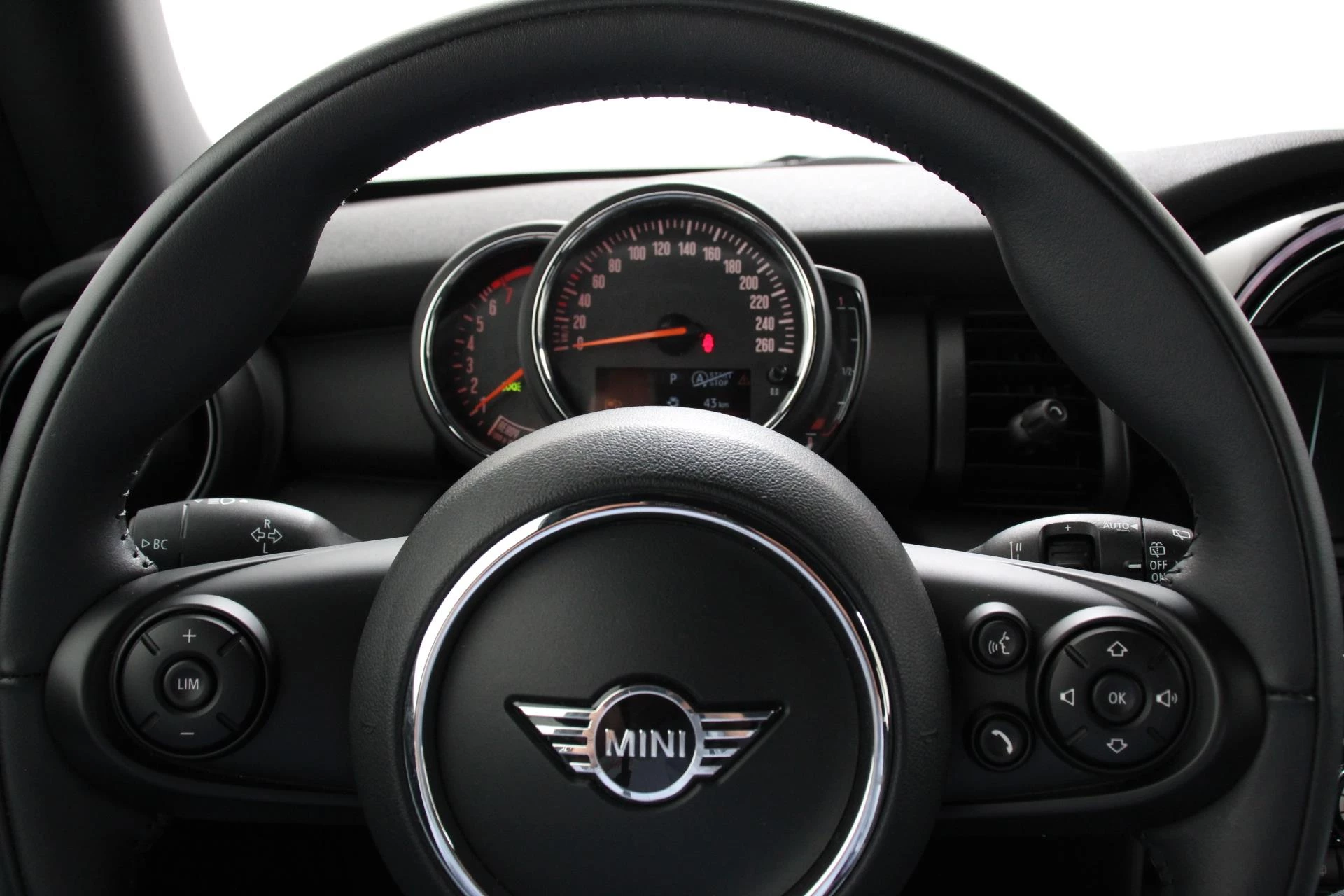 Hoofdafbeelding MINI One