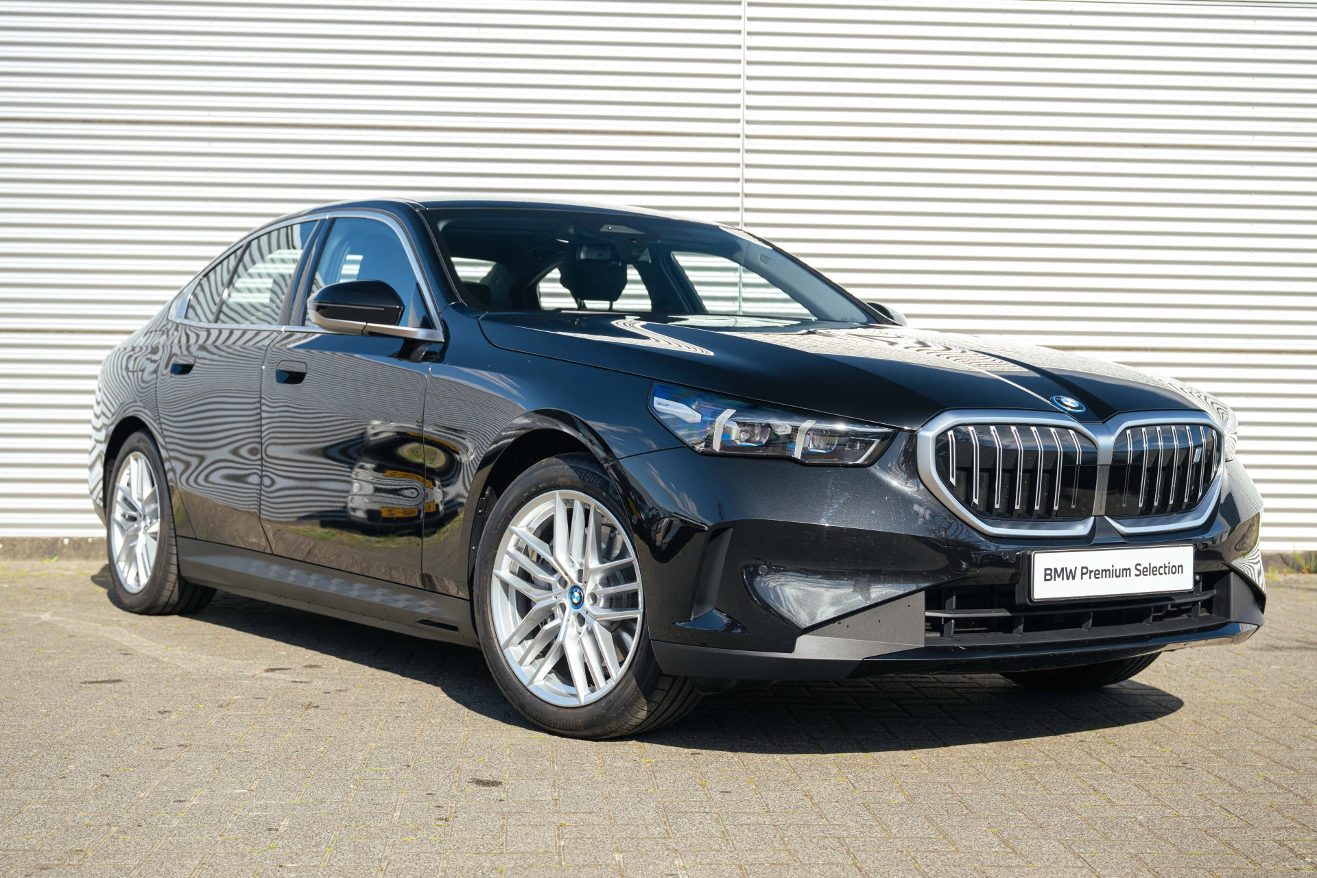 Hoofdafbeelding BMW i5