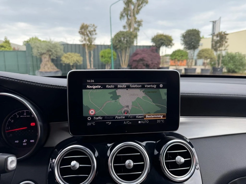 Hoofdafbeelding Mercedes-Benz GLC