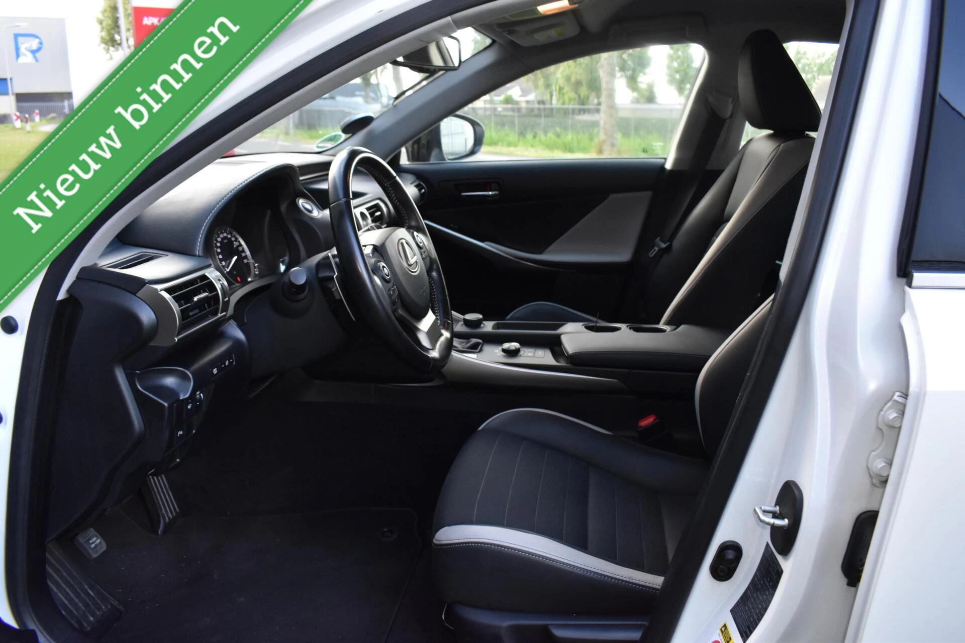 Hoofdafbeelding Lexus IS