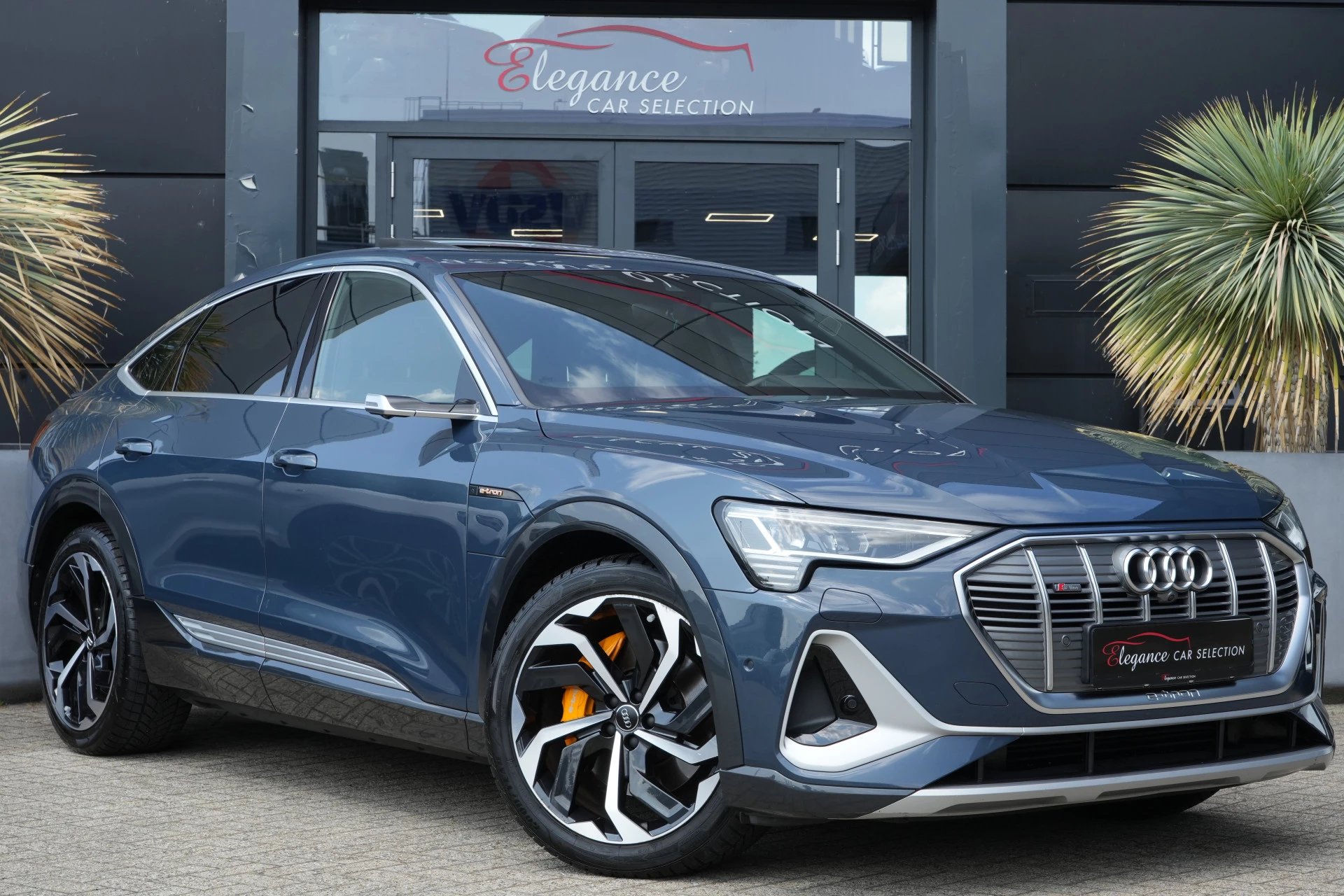 Hoofdafbeelding Audi e-tron