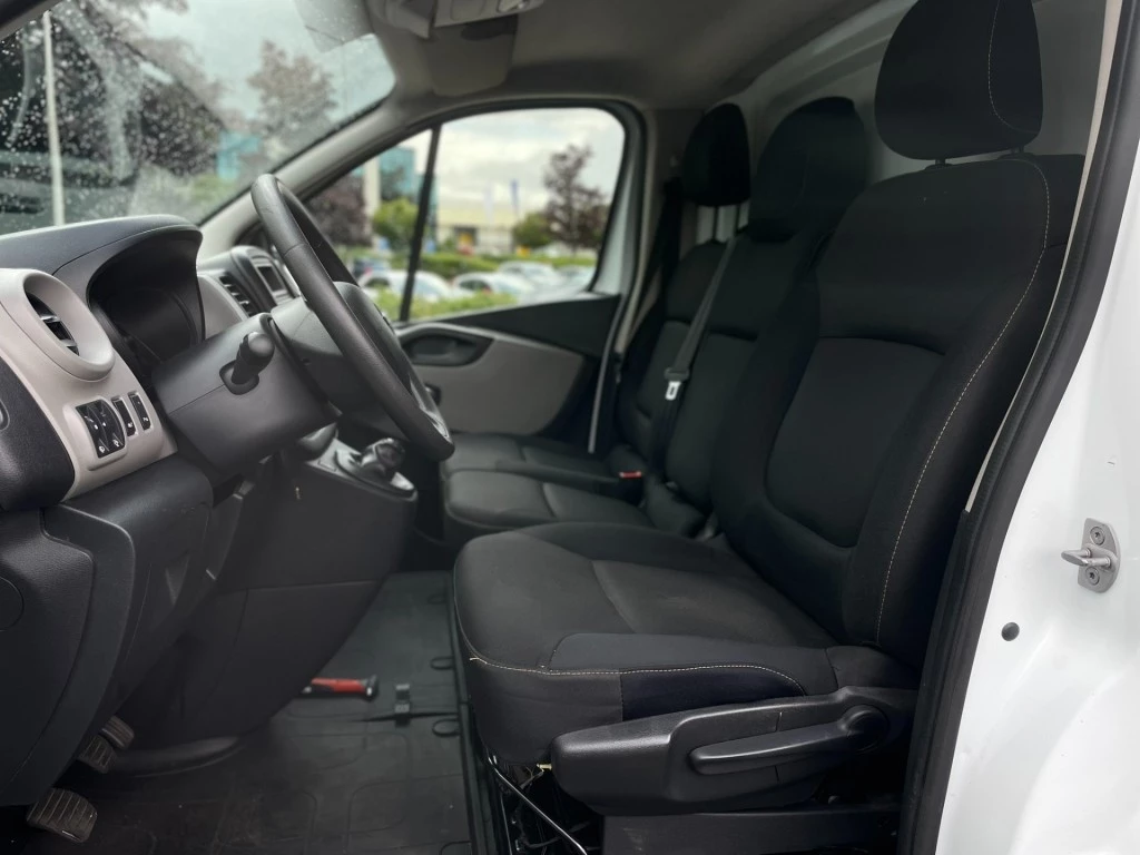 Hoofdafbeelding Nissan NV300