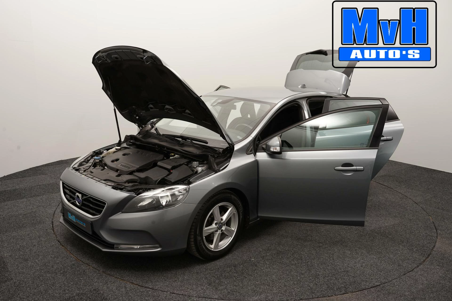 Hoofdafbeelding Volvo V40