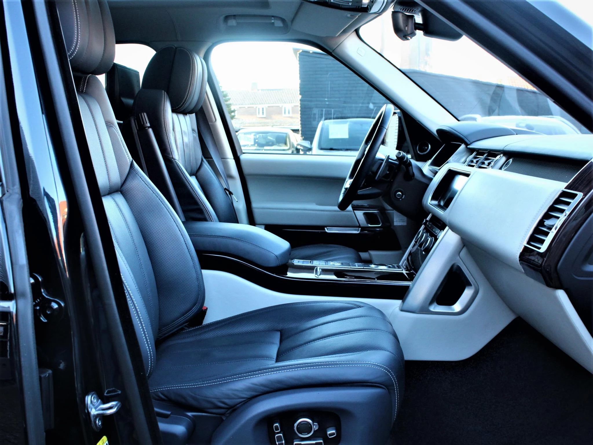 Hoofdafbeelding Land Rover Range Rover
