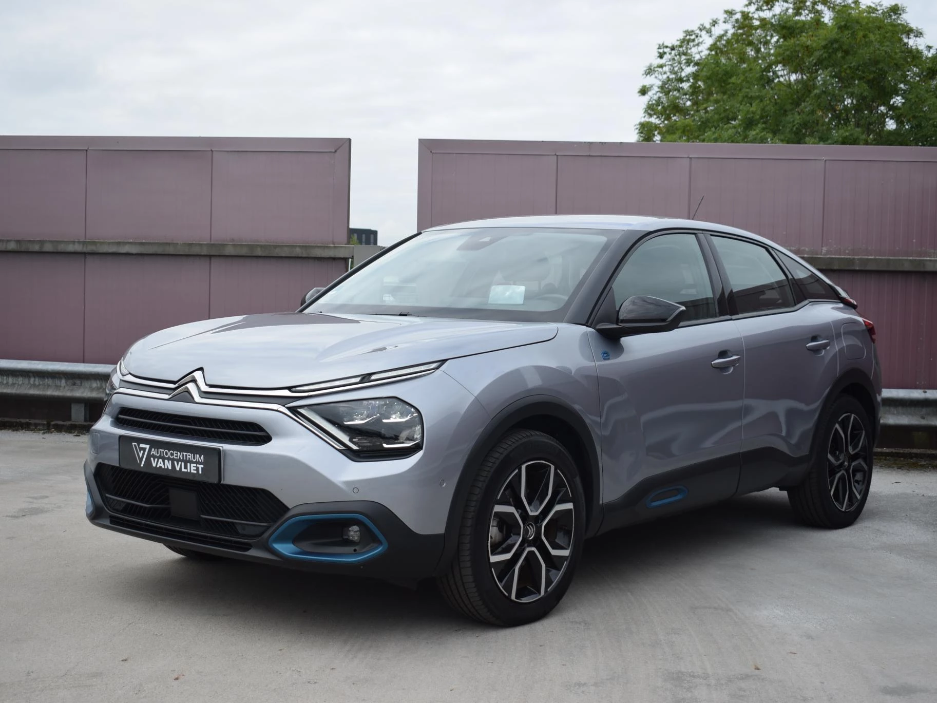 Hoofdafbeelding Citroën ë-C4