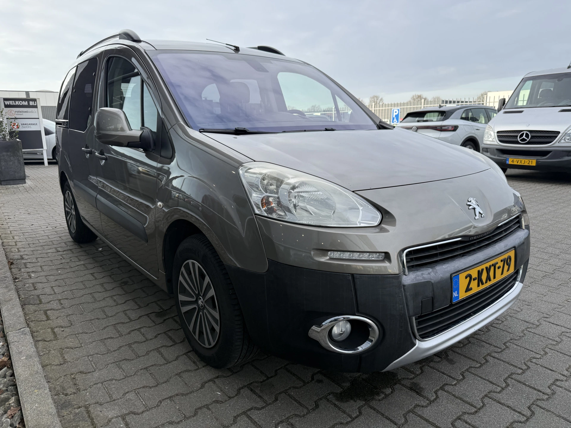 Hoofdafbeelding Peugeot Partner