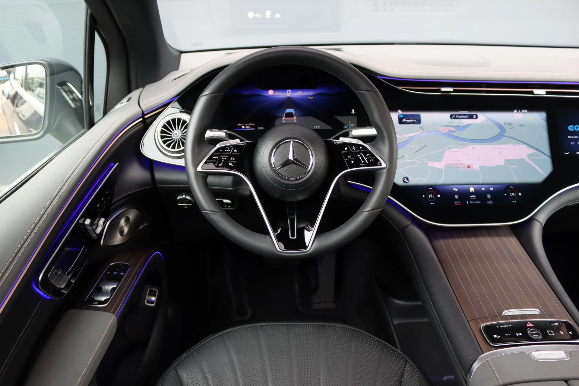 Hoofdafbeelding Mercedes-Benz EQS