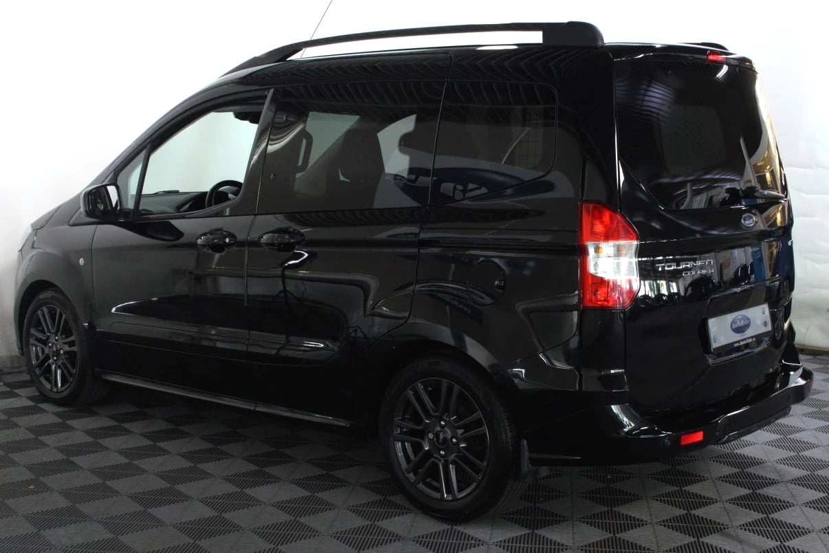 Hoofdafbeelding Ford Tourneo Courier