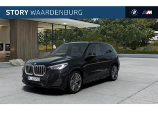 BMW X1 xDrive25e M Sport Automaat / Panoramadak / Sportstoelen / Achteruitrijcamera / M Adaptief onderstel / Stoelverwarming / Parking Assistant