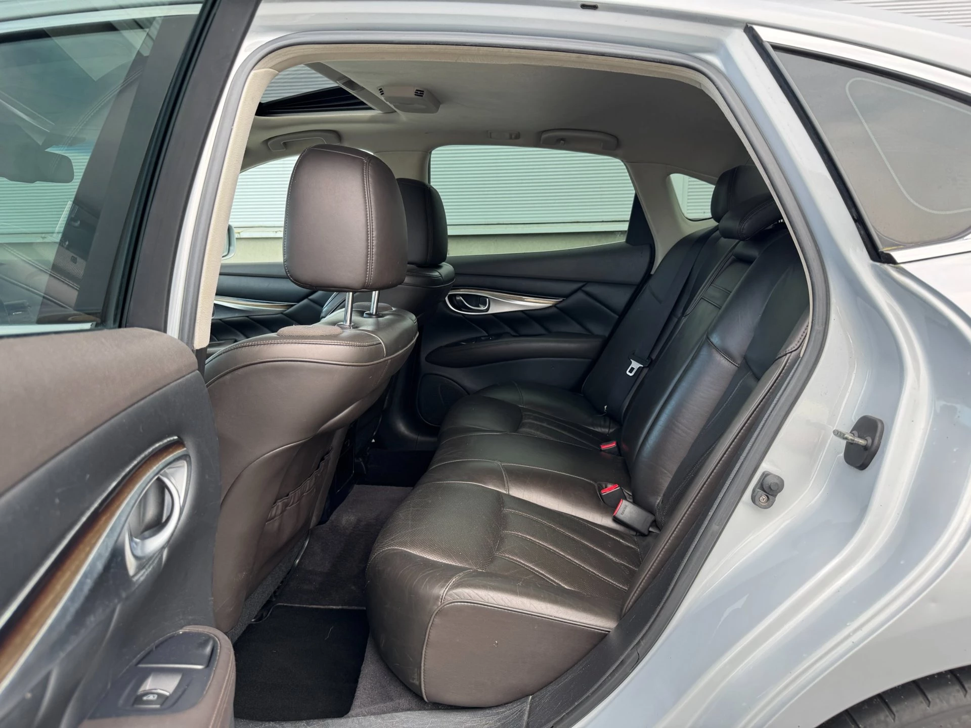 Hoofdafbeelding Infiniti M