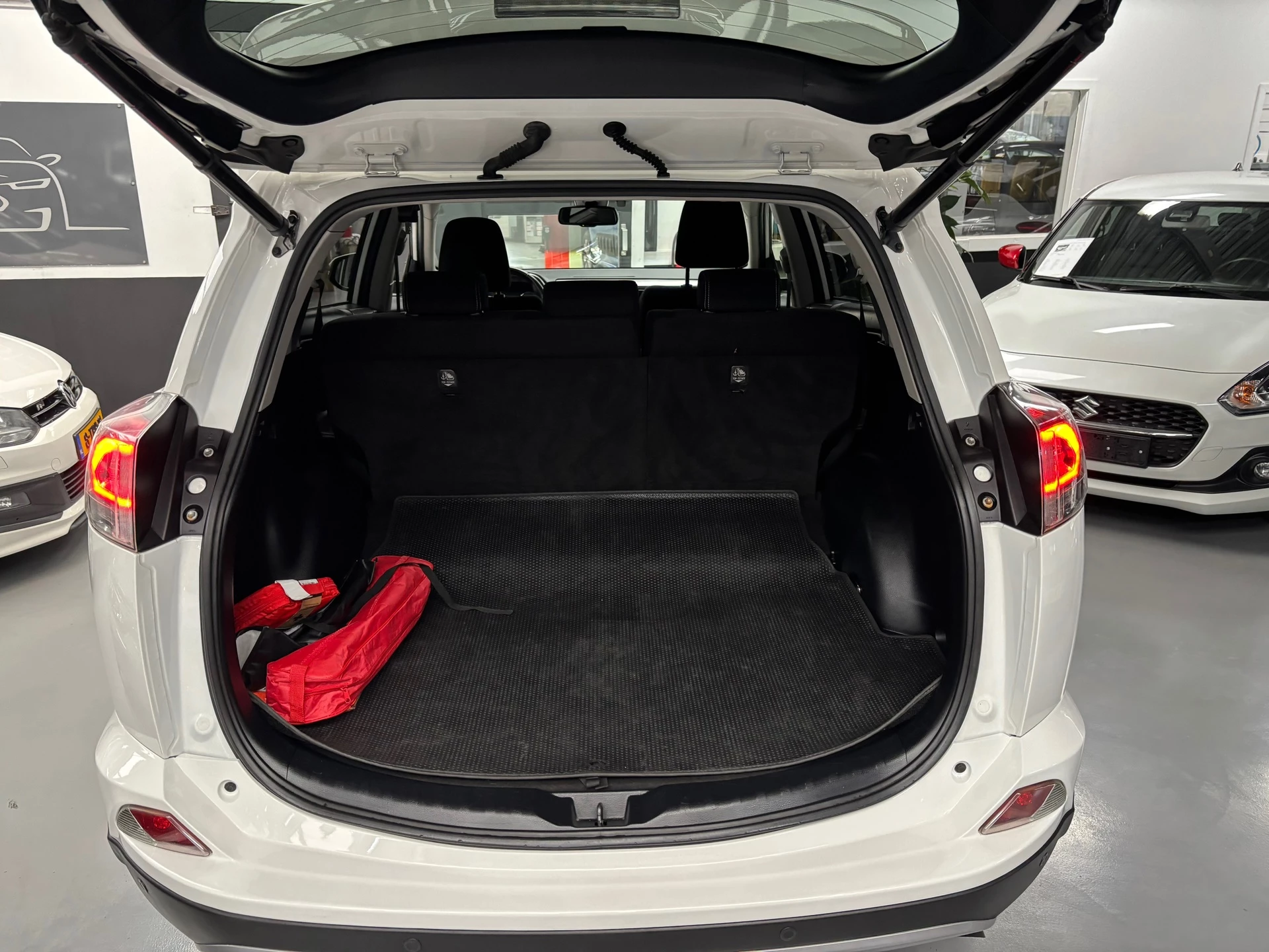 Hoofdafbeelding Toyota RAV4