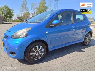 Toyota Aygo 1.0-12V Dynamic Blue/ jaar apk