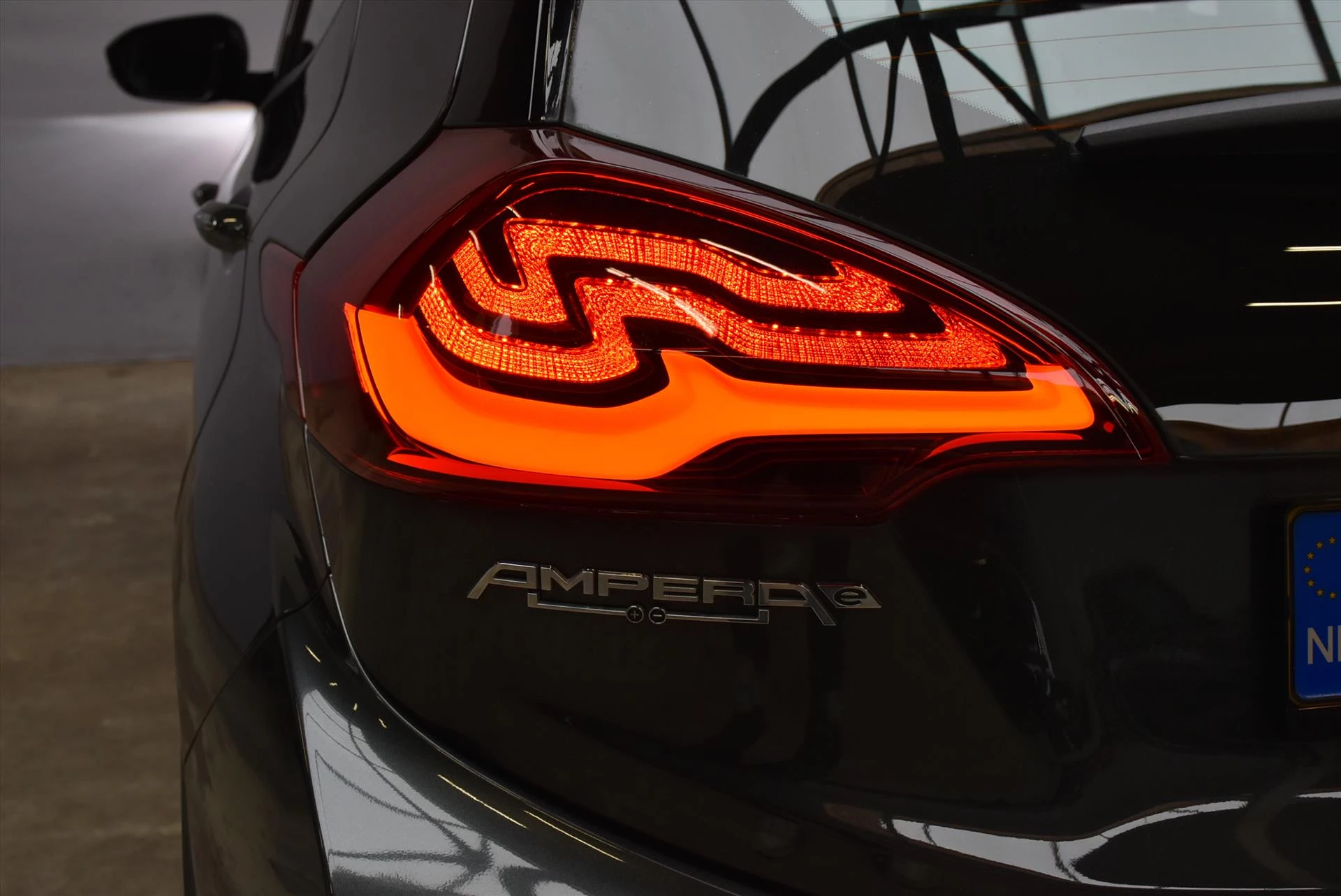 Hoofdafbeelding Opel Ampera-e