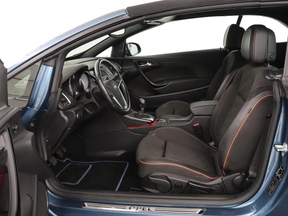 Hoofdafbeelding Opel Cascada