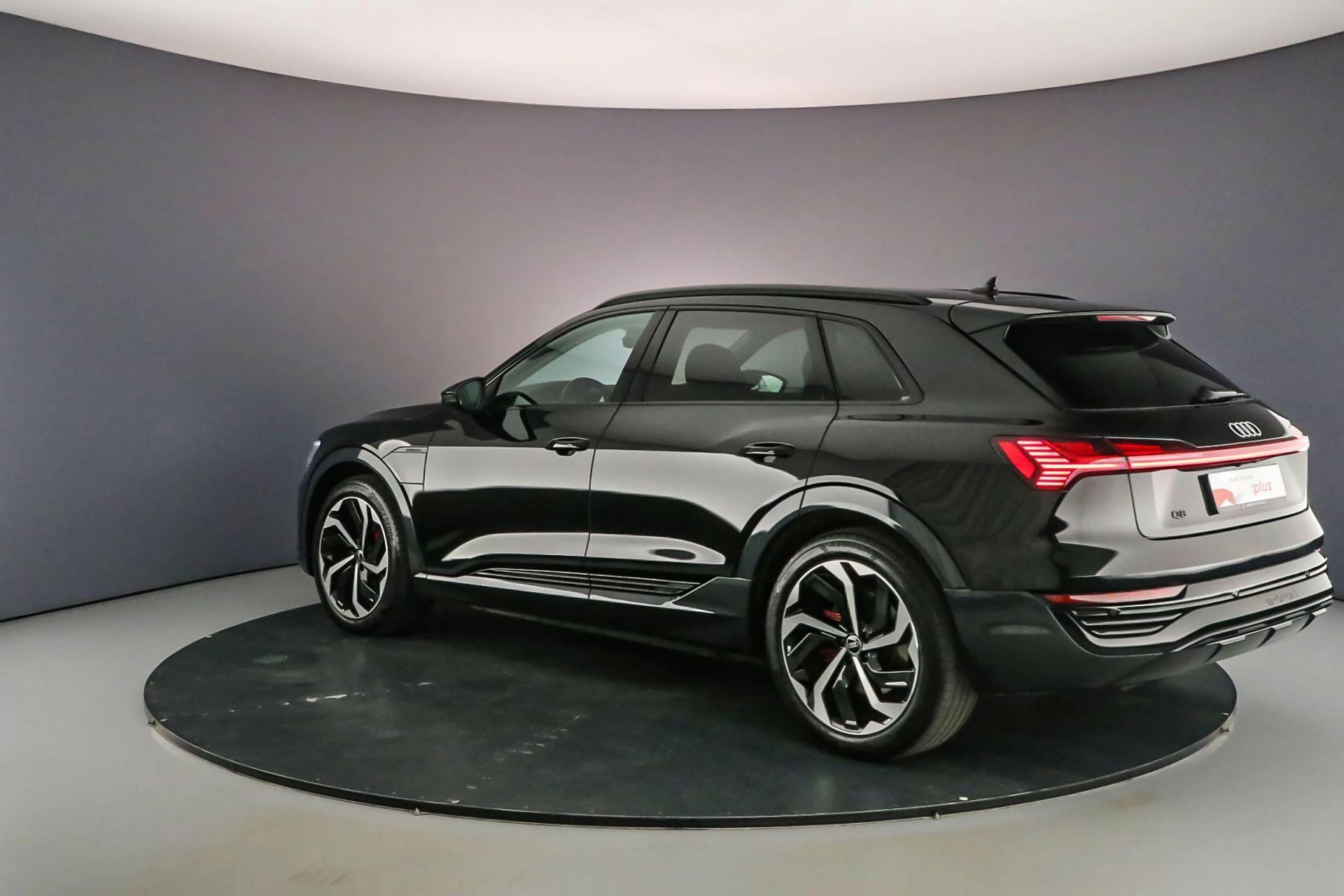 Hoofdafbeelding Audi Q8 e-tron