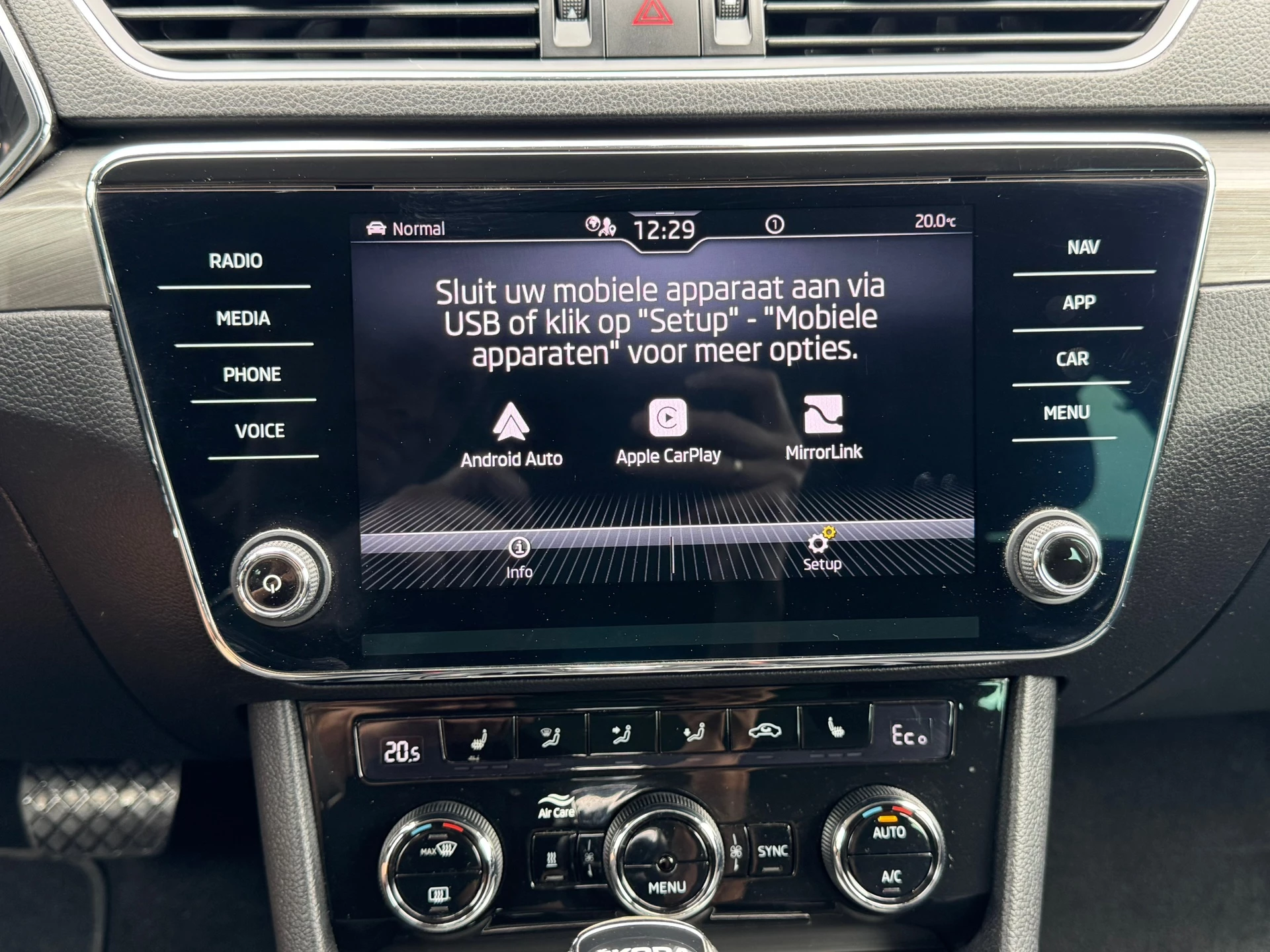 Hoofdafbeelding Škoda Superb