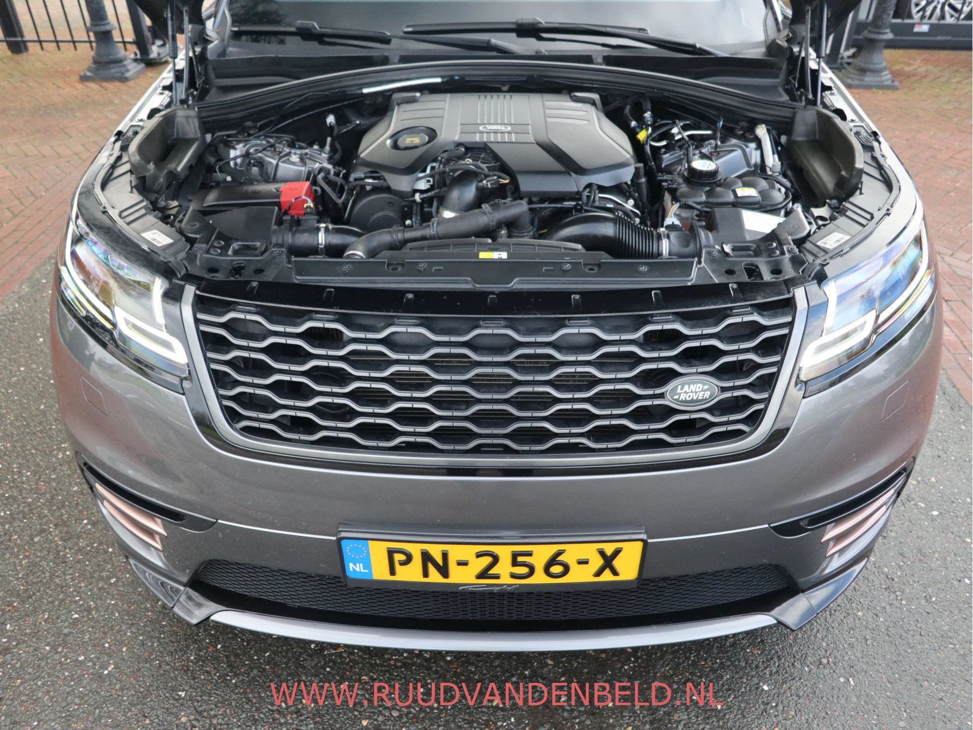 Hoofdafbeelding Land Rover Range Rover Velar