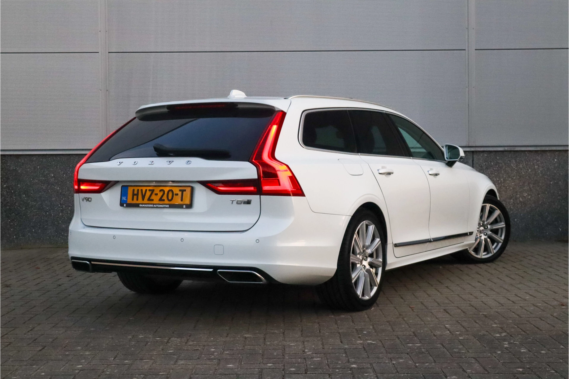 Hoofdafbeelding Volvo V90