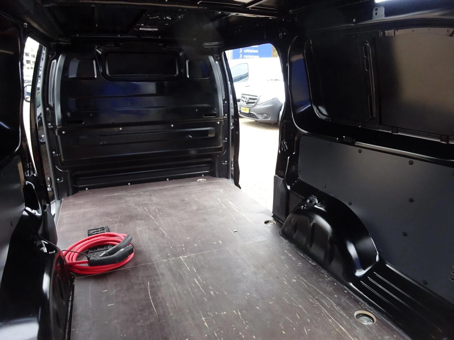 Hoofdafbeelding Peugeot e-Expert