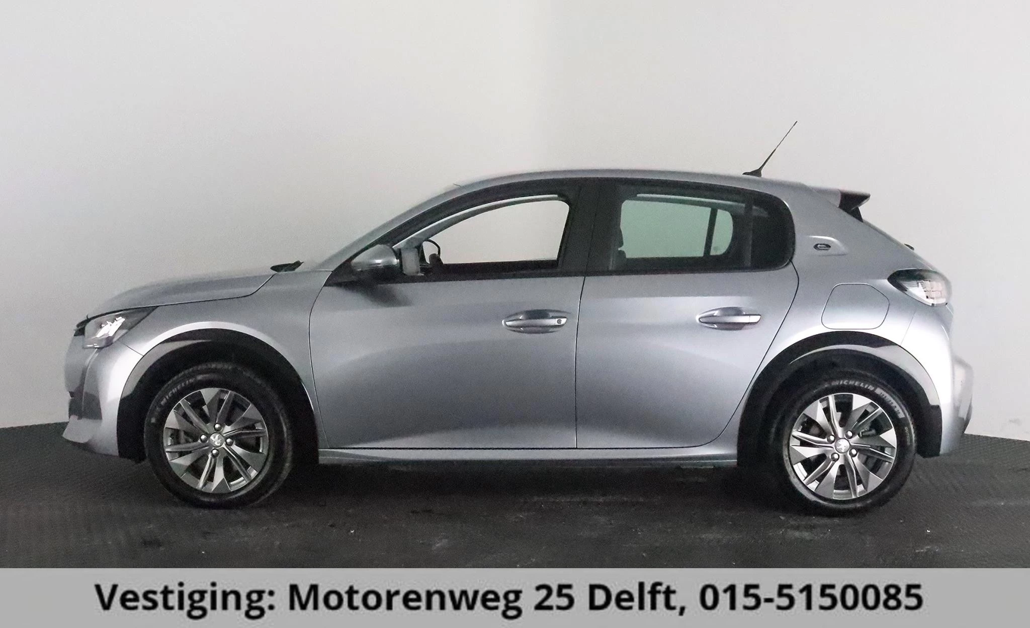 Hoofdafbeelding Peugeot e-208