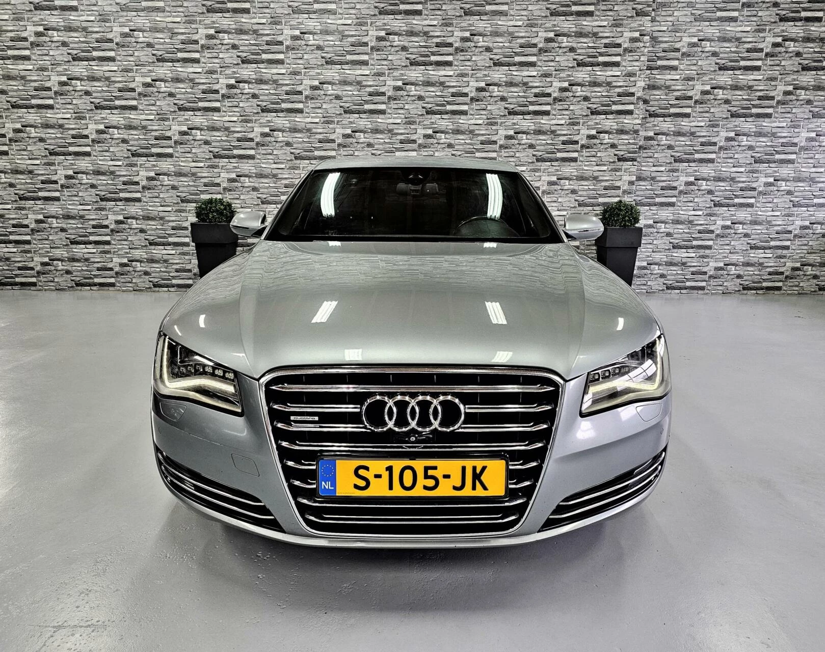 Hoofdafbeelding Audi A8