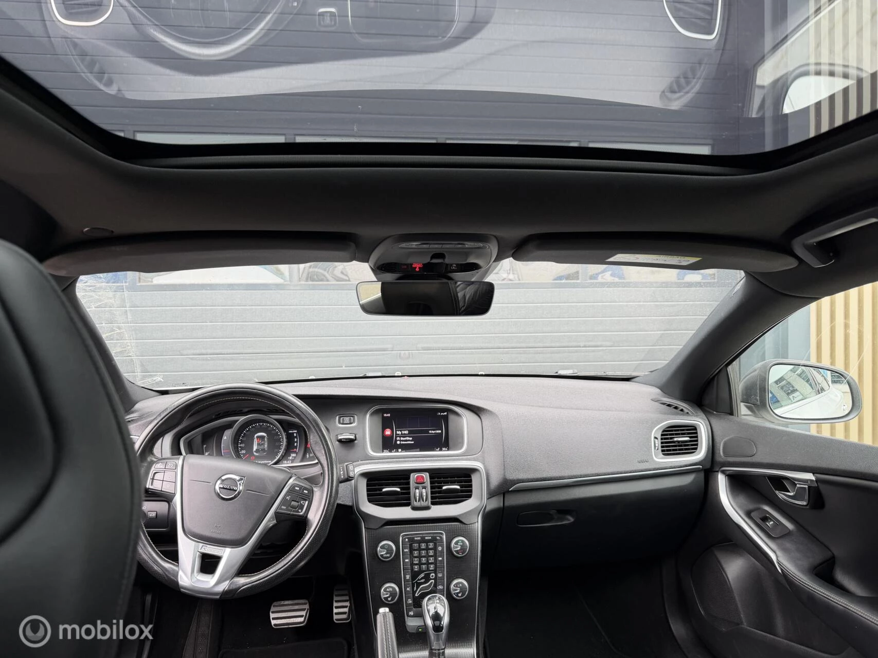 Hoofdafbeelding Volvo V40