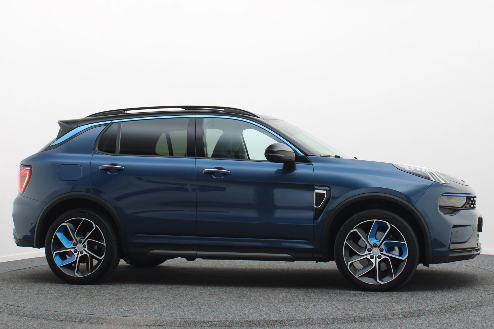 Hoofdafbeelding Lynk & Co 01