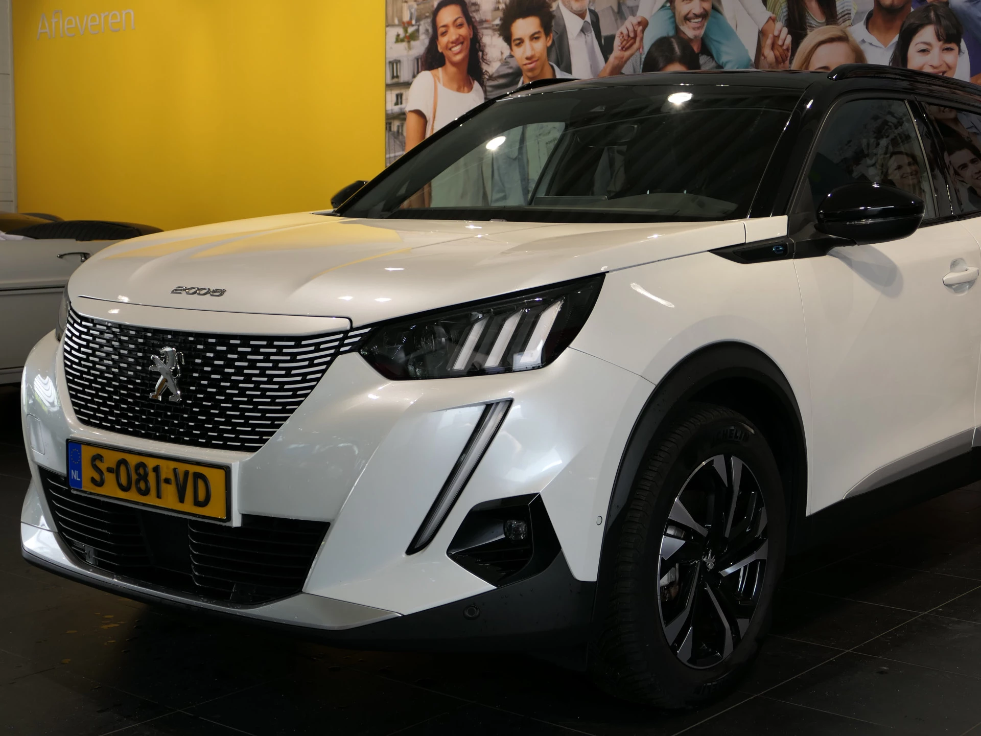 Hoofdafbeelding Peugeot e-2008