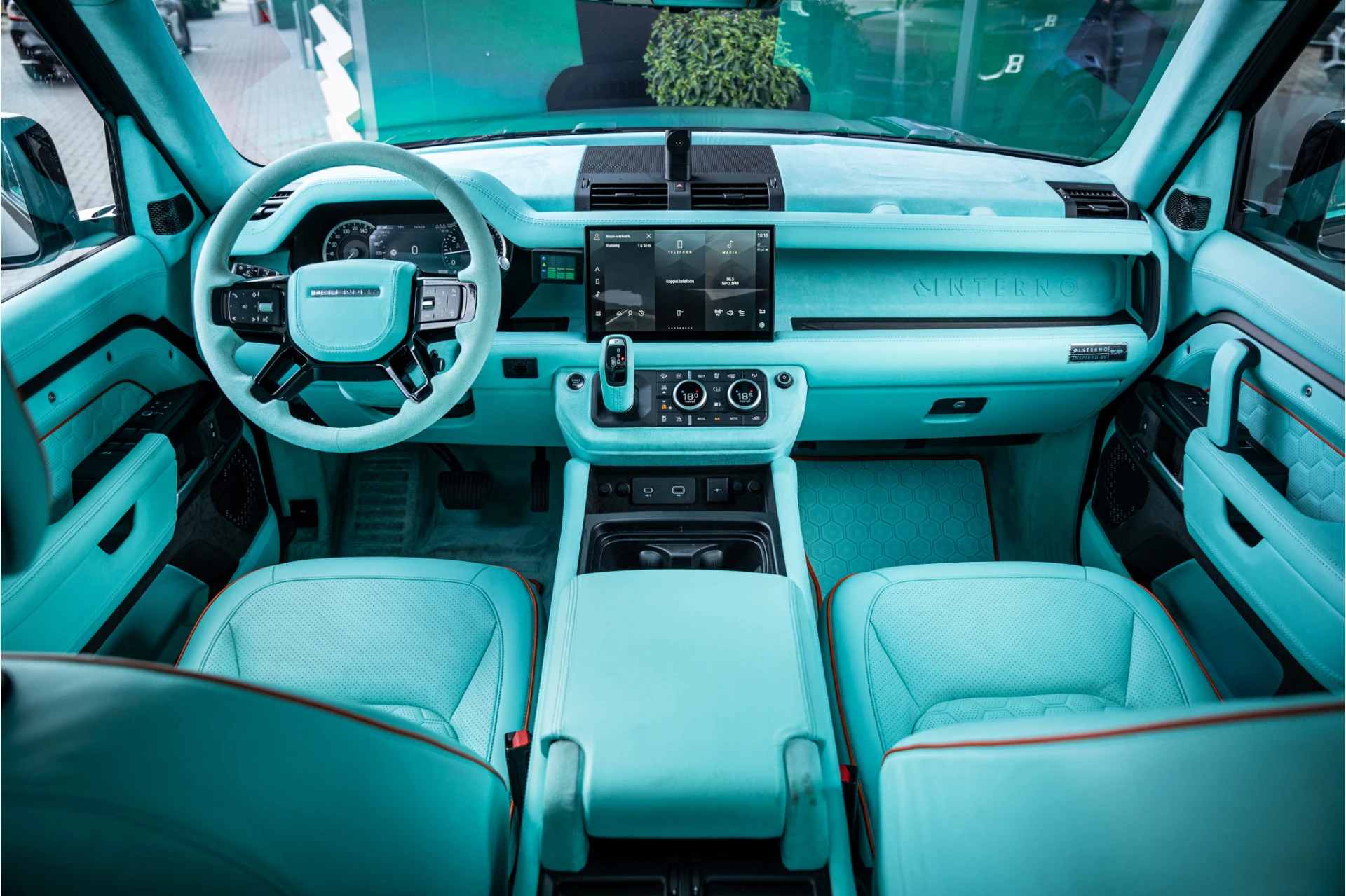 Hoofdafbeelding Land Rover Defender