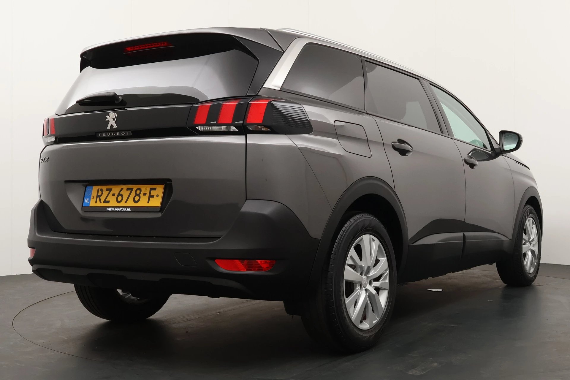 Hoofdafbeelding Peugeot 5008