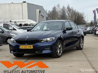 BMW 3-serie 320i High Executive Sport Line Automaat